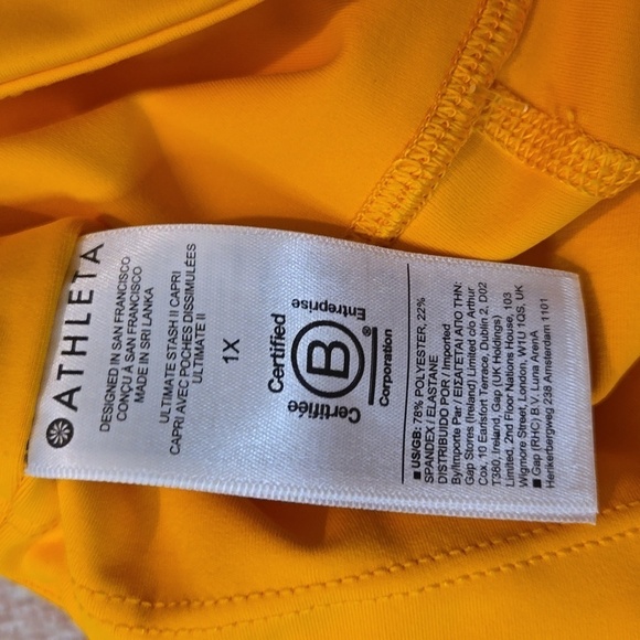 Athleta Ultimate Stash II Capri Gold with Pockets - Size 1X - Picture 10 of 11